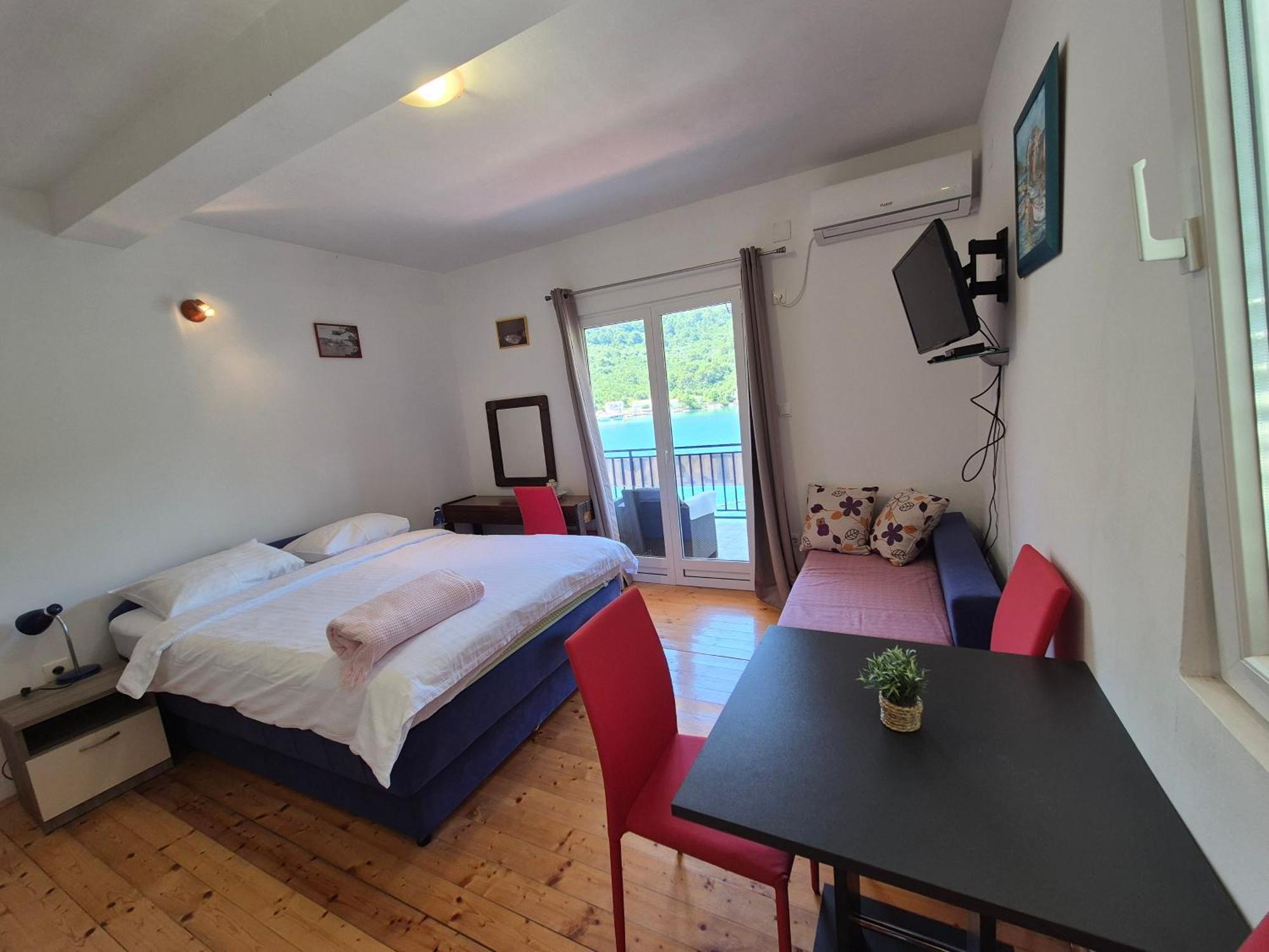 Apartments Lampalo Okuklje Экстерьер фото